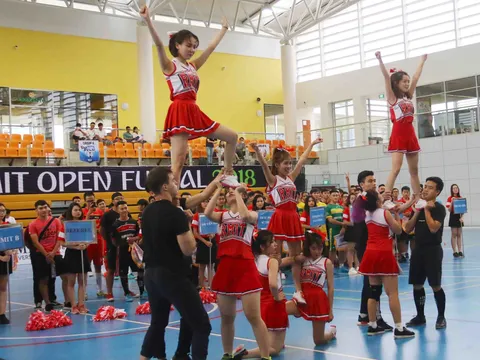 Sôi nổi ngày khai mạc giải Futsal Đại học Rmit mở rộng 2018