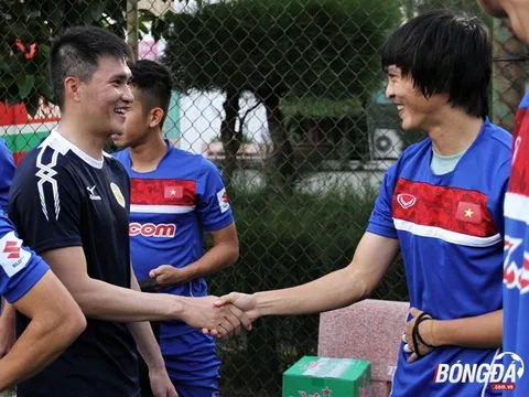 Đàn anh Công Vinh bất ngờ thăm hỏi U22 Việt Nam trước màn so găng Hàn Quốc