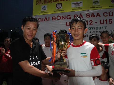 Giải bóng đá S&A 2017: Văn Tâm Đồng Nai lập cú đúp vô địch