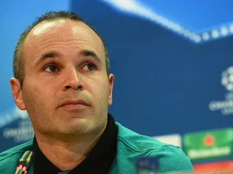 Iniesta dính chấn thương, vắng mặt ở derby Catalan