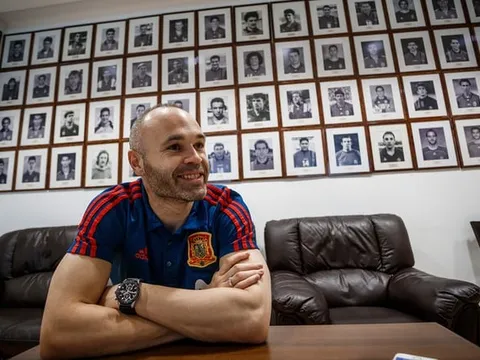 Iniesta lần đầu nói về lý do chia tay Barcelona