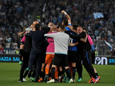 Inter lại khóc, khi ngược dòng không tưởng giành vé dự Champions League