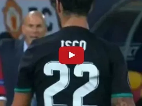 Isco 'nhảy múa' trước dàn sao Manchester United