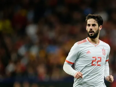 Dưới màu áo Real Madrid, Isco là thiên tài dự bị