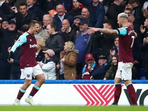 Javier Hernandez đích thực là 'siêu dự bị' tại Stamford Bridge