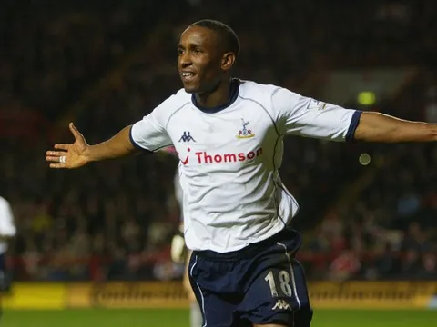 Jermain Defoe khi còn khoác áo Tottenham