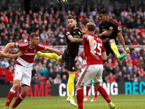 Jesus đánh đầu ghi bàn giải nguy cho Man City