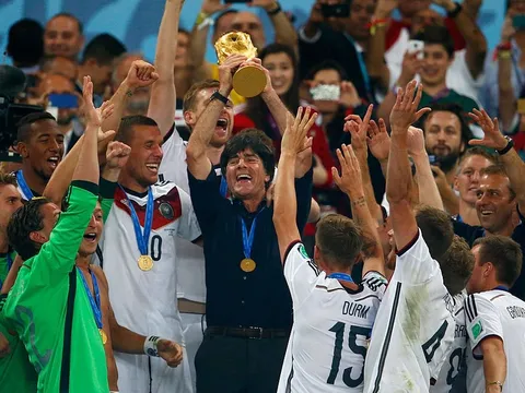 Joachim Loew đi vào lịch sử bóng đá Đức