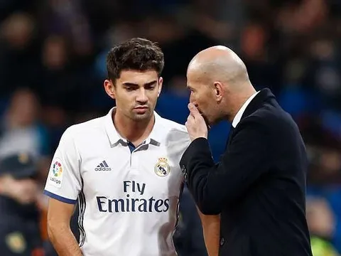 Jordi Cruyff và sự nghiệp bị phủ mờ bởi bóng của người cha