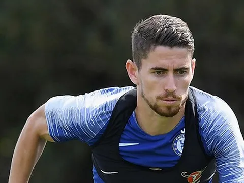 Jorginho thể hiện phẩm chất thiên tài ngay trận ra mắt Chelsea