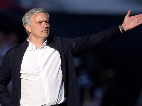 Mourinho 'sẽ làm tất cả' để có sao Real Madrid