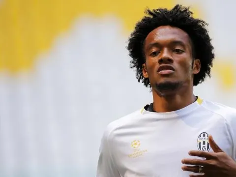 Juventus đã ra giá bán Cuadrado cho Arsenal