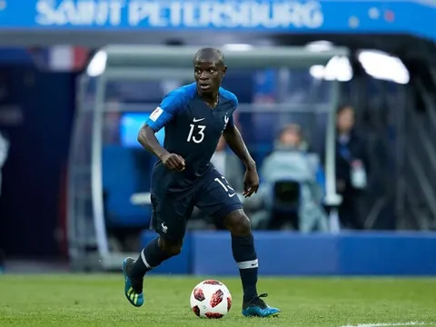 NÓNG: Barca đề nghị tiền vệ sang Chelsea để chiêu mộ N'Golo Kante