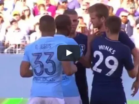 Kevin De Brunye vô cớ ẩu đả với Eric Dier