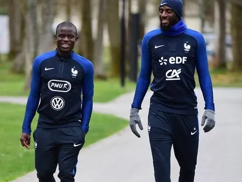 Khi N'Golo Kante đối đầu Tiemoue Bakayoko