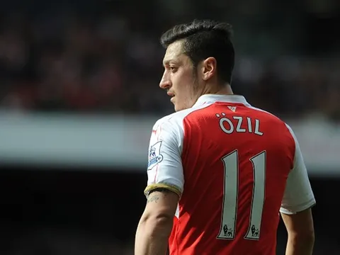 Khi Oezil nổi giận