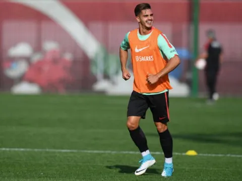 Không Donnarumma, Milan sẽ đá đội hình nào mùa tới?