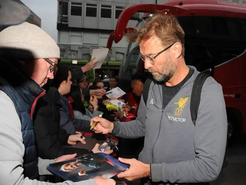 Không Salah ở derby, Klopp trao cơ hội cho măng non