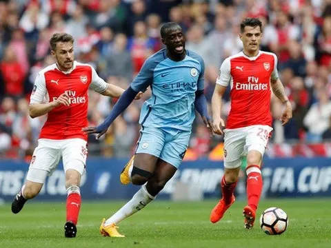 Kỳ vọng gì từ hàng thủ 3 người của Arsenal?