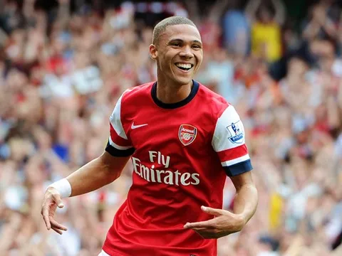 Kieran Gibbs: Ngôi sao trên đường rời Arsenal