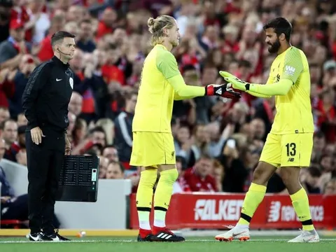 Klopp đã đồng ý để 'Tội đồ' Karius ra đi