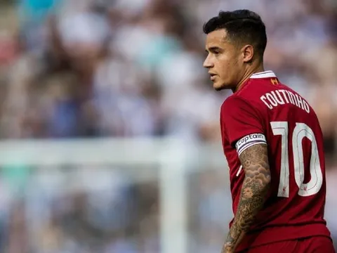 Klopp 'lắc đầu' khi được hỏi về Coutinho