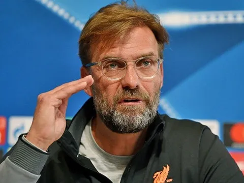 Klopp: 'Những kẻ chỉ trích Ozil, Gundogan nên ngậm miệng lại'