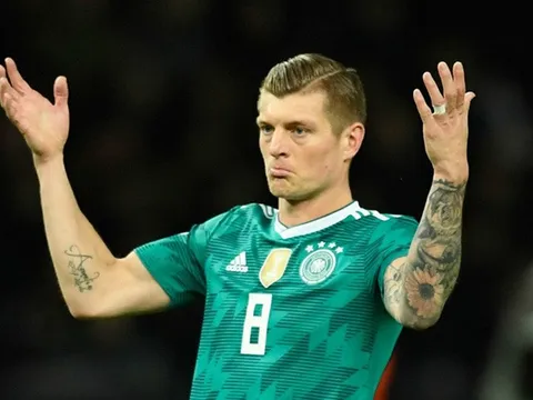 Kroos bị chế nhạo vì dòng trạng thái nhục mạ Brazil cách đây 1 năm