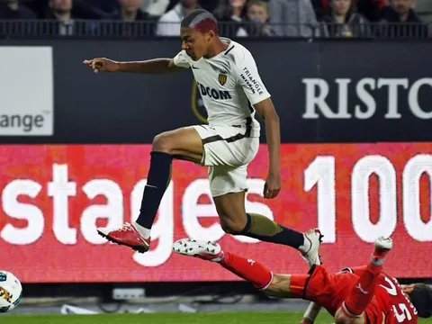 Kylian Mbappe lên tiếng khẳng định tương lai