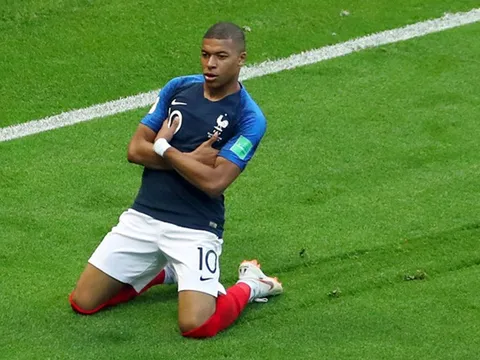 Kylian Mbappe: Thần tượng Ronaldo, và giờ là lật đổ Messi