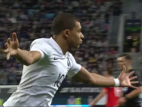 Kylian Mbappe thể hiện ra sao vs Nga?