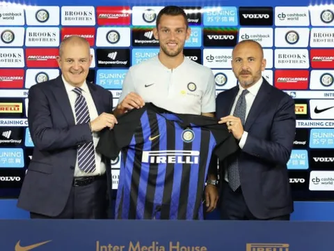 'Lá chắn thép' Stefan De Vrij chính thức ra mắt Inter
