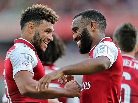 Lacazette choáng ngợp với cuộc sống tại Arsenal