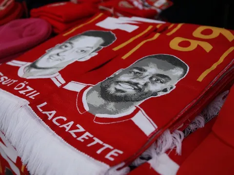 Lacazette trở thành "niềm hy vọng vàng" của CĐV Arsenal