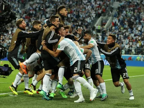Lách qua khe cửa hẹp, Argentina hẹn người Pháp ở vòng knock out