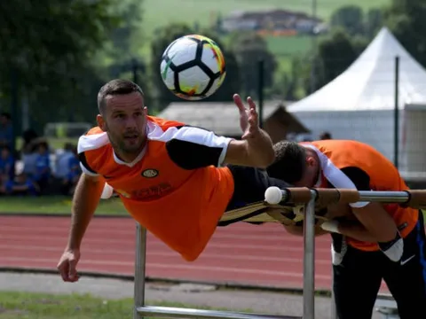 Làm quen chưa lâu, Spalletti đã vội làm khó học trò tại Inter
