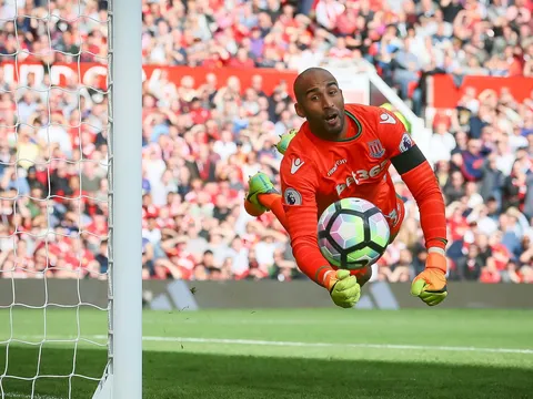 Lee Grant - Bản hợp đồng thứ ba của MU là ai?