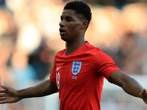 Lên tuyển Rashford lập siêu phẩm, CĐV Man Utd quay sang "hỏi tội" Mourinho