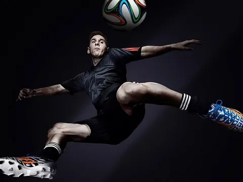 Lionel Messi: Người Argentina giản dị nhất trong thế giới phù hoa (Kỳ 2)