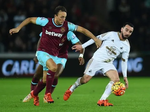 Đội trưởng Swansea hối hận vì đã phớt lờ Arsenal