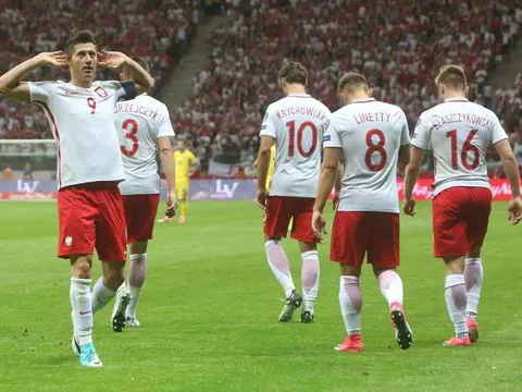 Chùm ảnh: Lewandowski nổ hat-trick, Ba Lan dễ dàng huỷ diệt Romania