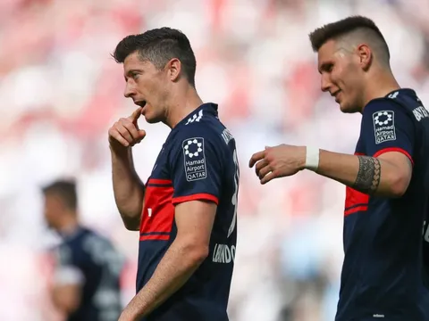 Lewandowski bất kính với HLV, ngày rời Bayern rất gần?
