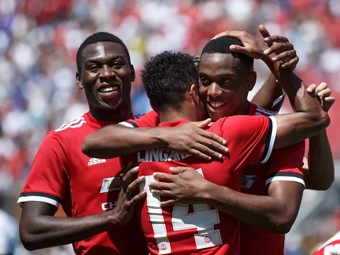 Lindelof hóa tội đồ, Man Utd vẫn giành thắng lợi trên chấm luân lưu
