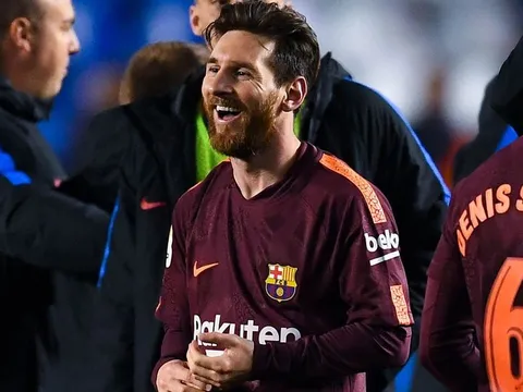 Lionel Messi vô địch La Liga: Cristiano Ronaldo gửi tin nhắn xát muối?