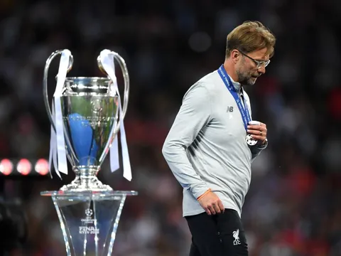 Góc Liverpool: Đừng đi vào vết xe đổ của Dortmund