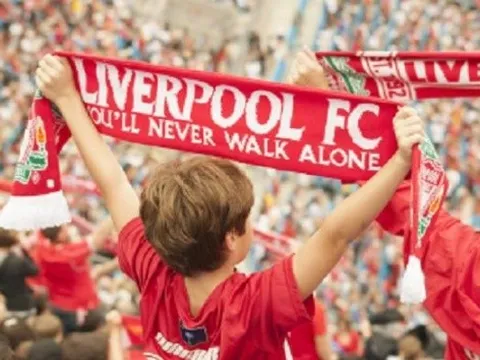 Liverpool có nguy cơ mất cầu thủ thứ 12 trong trận CK Champions League