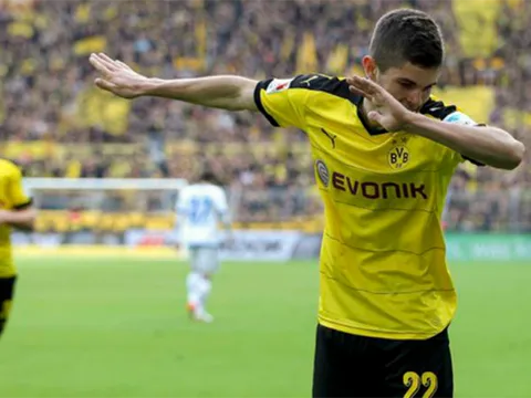 Liverpool "phá két" 53 triệu bảng vì sao trẻ Dortmund?