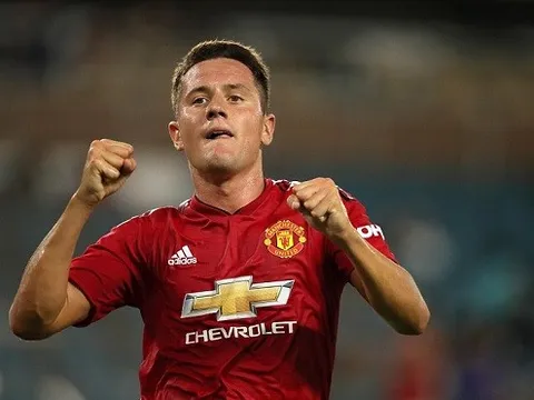 Lộ dấu hiệu sao Man Utd CHỐT quyết định tương lai
