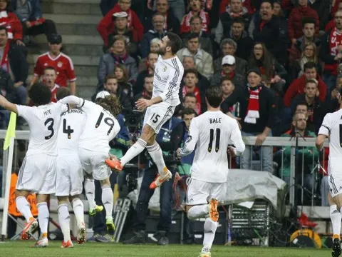 Loại được Bayern, Real Madrid sẽ… vô địch Champions League