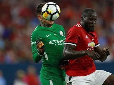 Lukaku mất giải cầu thủ hay nhất trận vì... tín ngưỡng?
